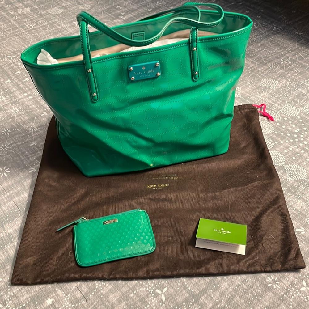 Gorgeous Kelly Green Leather Kate Spade previously loved